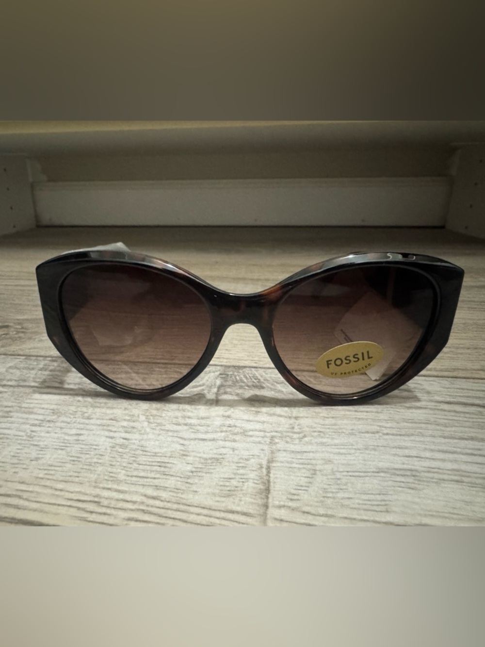 Fossil Tortoise Cat Eye Sunglasses Style X82663 UV Protected NWT